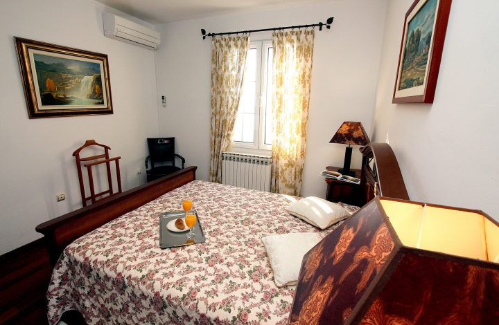 Royal holiday apartman sa 1 sp. sobom i pogledom na more